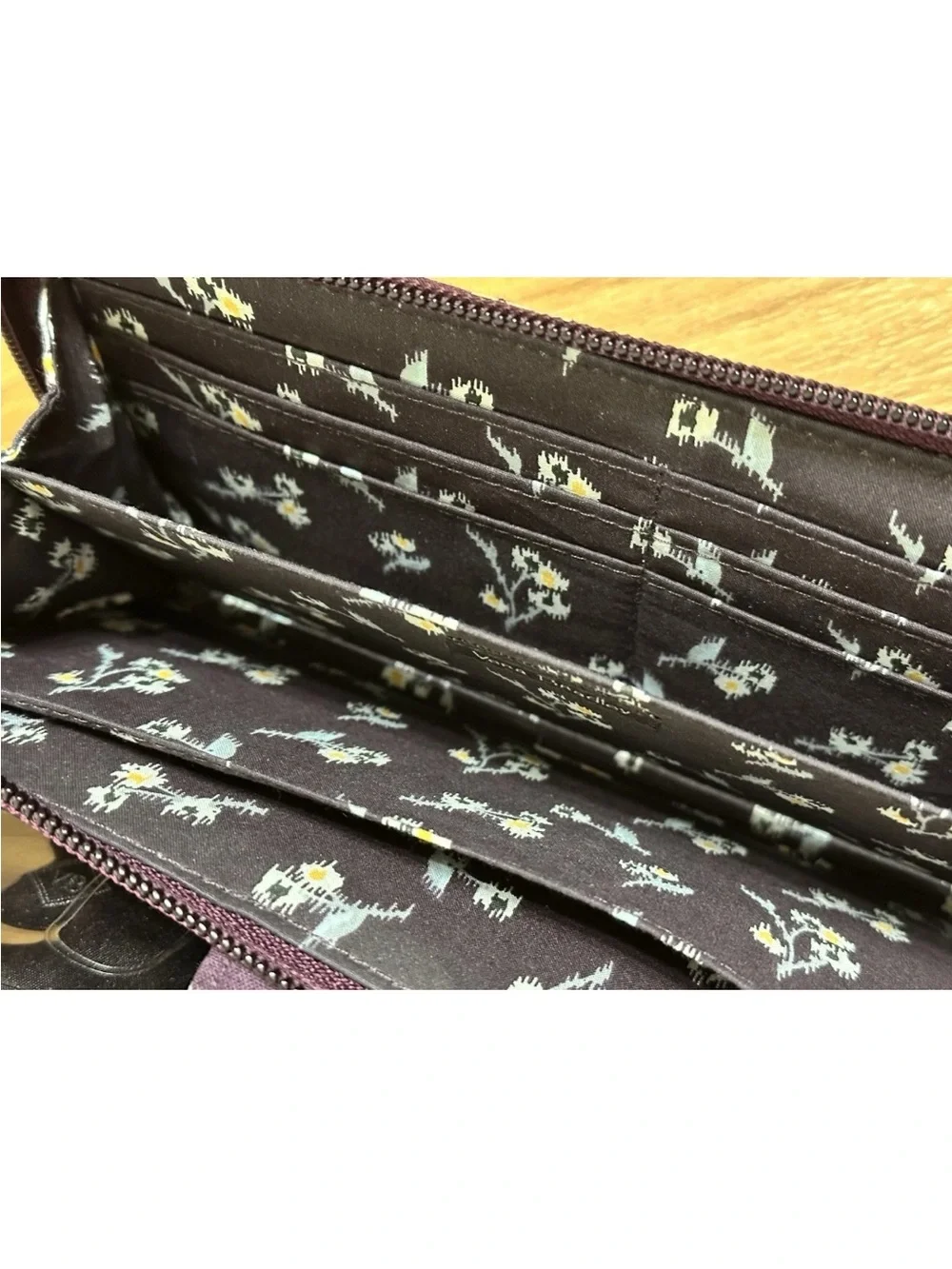 Vera Bradley Turnlock and Zip Wallet Indian Rose Purple With Flowers 7.5x5x1 - Picture 3 of 5